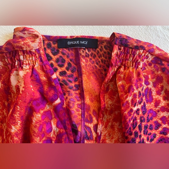 Epique Moi Size M Sheer Top Peplum Abstract Multicolor 100% Polyester V Neck - Picture 7 of 7